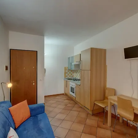 Ξενοδοχείο με διαμερίσματα Cristal Blu Santa Teresa Gallura