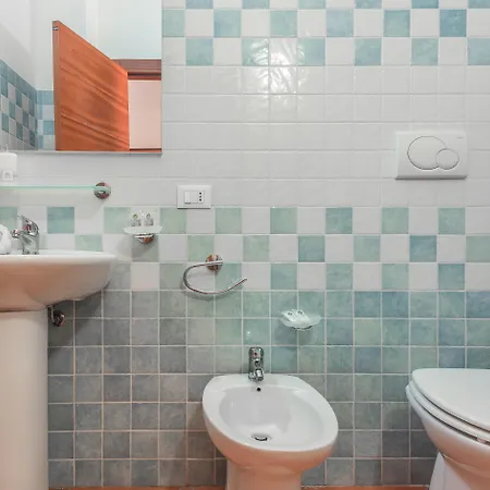 Cristal Blu Ξενοδοχείο με διαμερίσματα 4*