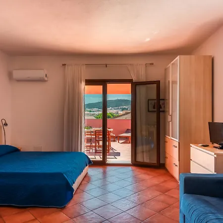 Cristal Blu Santa Teresa Gallura