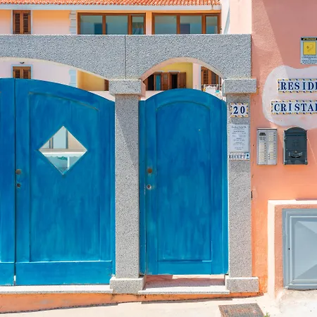 Cristal Blu Ξενοδοχείο με διαμερίσματα 4*