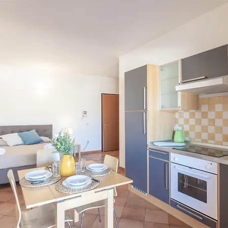 Cristal Blu Aparthotel 4*