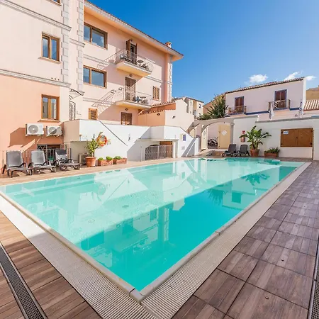 Cristal Blu Santa Teresa Gallura