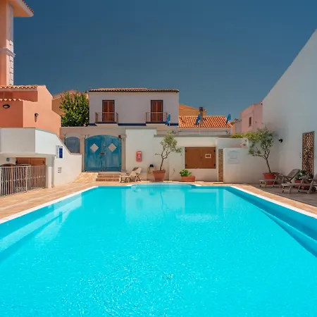Apartmanhotel Cristal Blu 4*