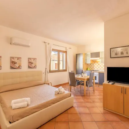 Cristal Blu Apartmanhotel 4*