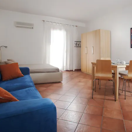 Cristal Blu Aparthotel Santa Teresa Gallura