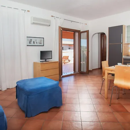 Hotel apartamentowy Cristal Blu Santa Teresa Gallura