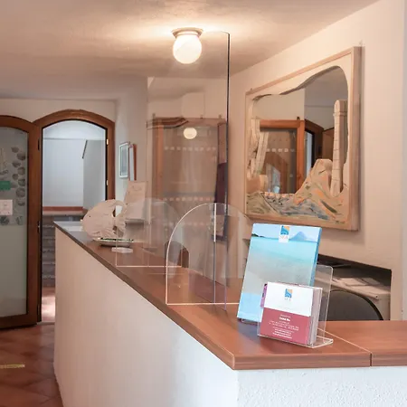 Cristal Blu Aparthotel