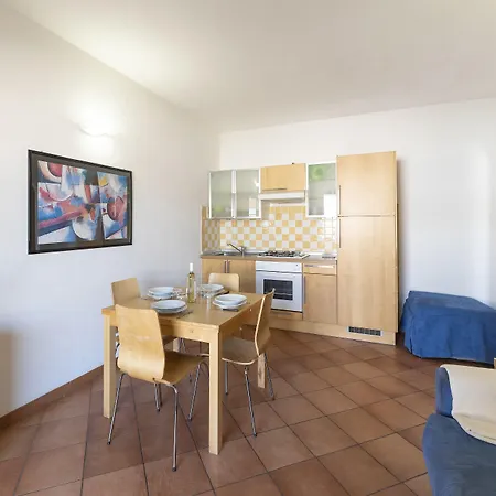 Cristal Blu Aparthotel 4*