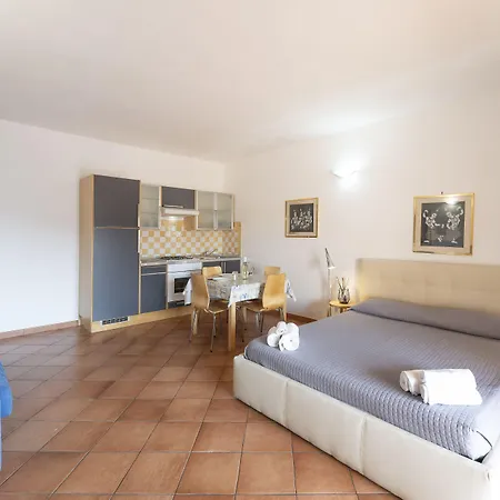 Cristal Blu Aparthotel 4*
