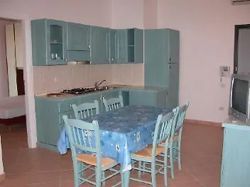 Aparthotel Cristal Blu 4*