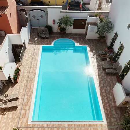 Apartmanhotel Cristal Blu Santa Teresa Gallura